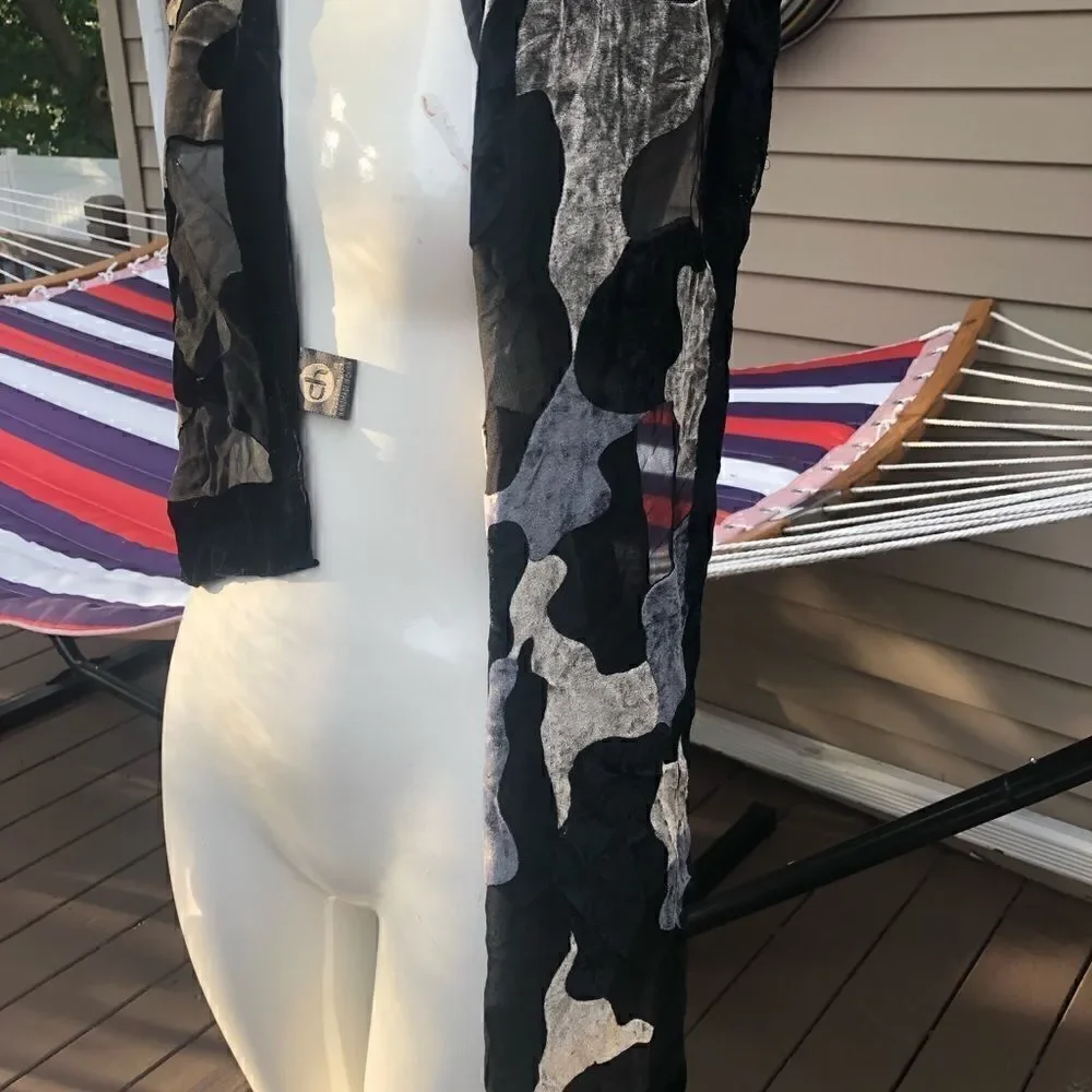 Authentic cocoon house scarf.
